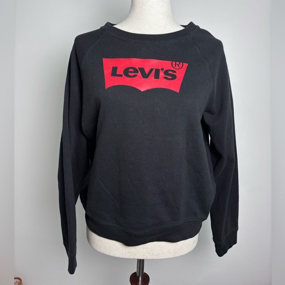 Levi’s black crewneck sweatshirt Women Small Kids Large